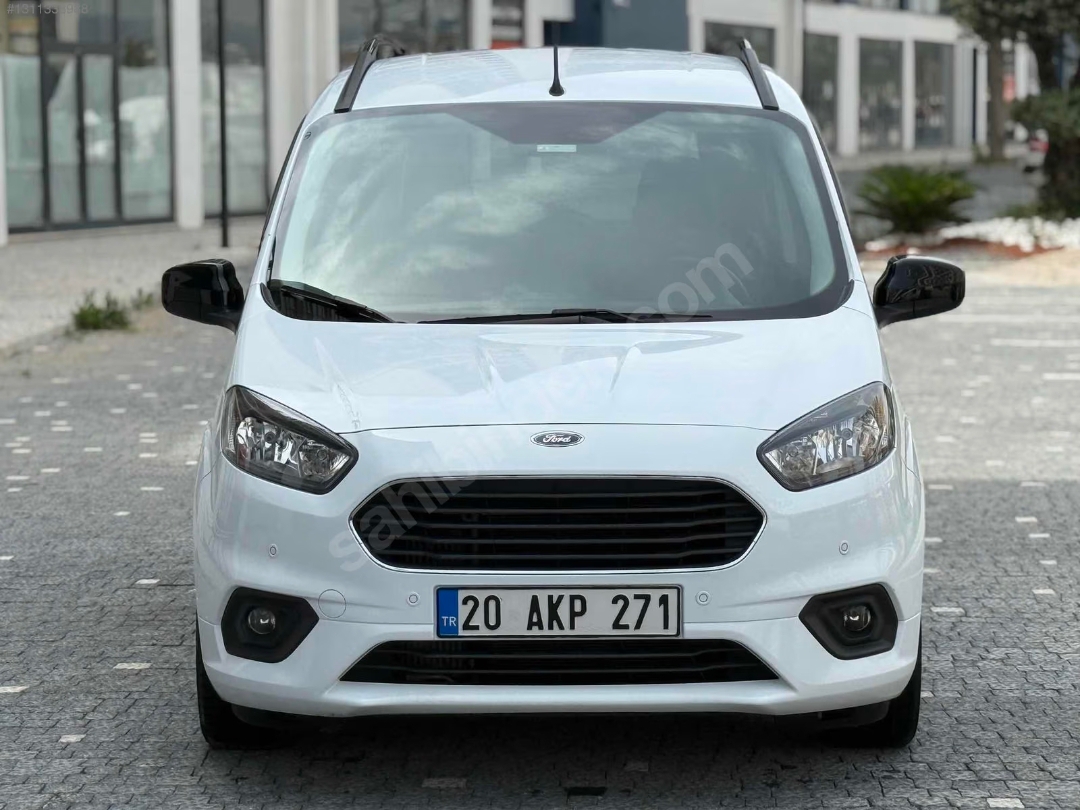 Ford Tourneo Courier 2022 — görsel 1