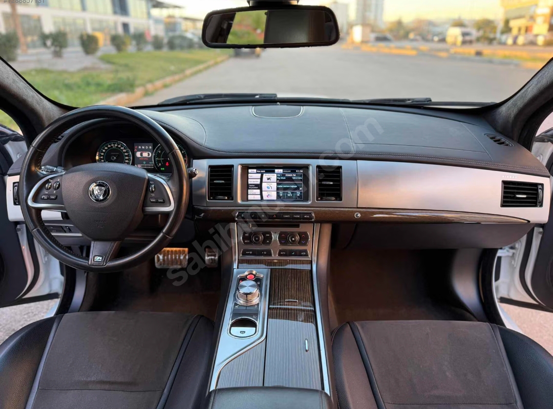 Jaguar XF 2015 — görsel 3