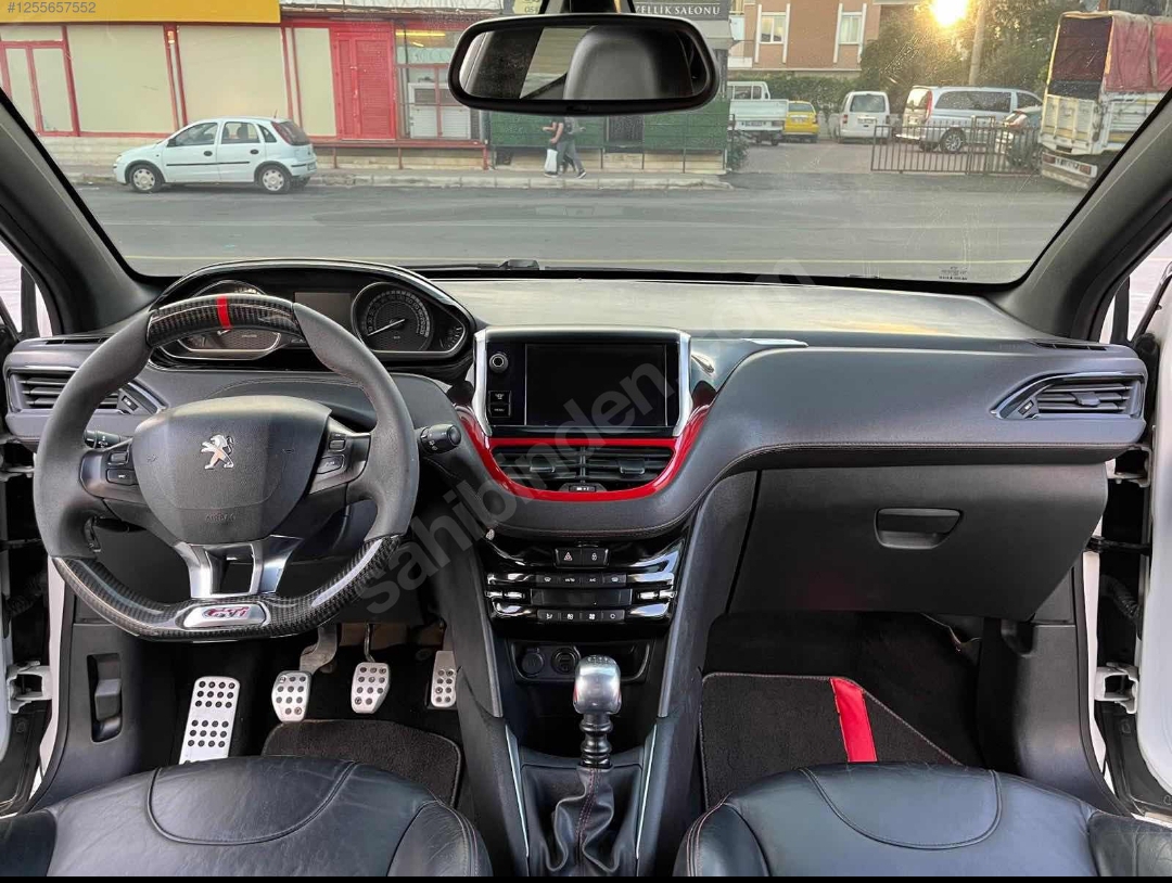Peugeot 208 1.6 THP GTI 2013 — görsel 3