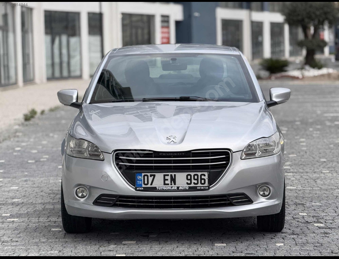 Peugeot 301 1.6 HDi Active 2015 — görsel 1